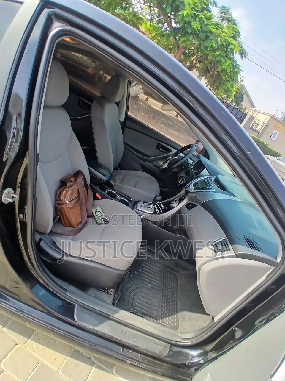 Hyundai Elantra GLS Sedan FWD (1.8L 4cyl 6A) 2013 Black