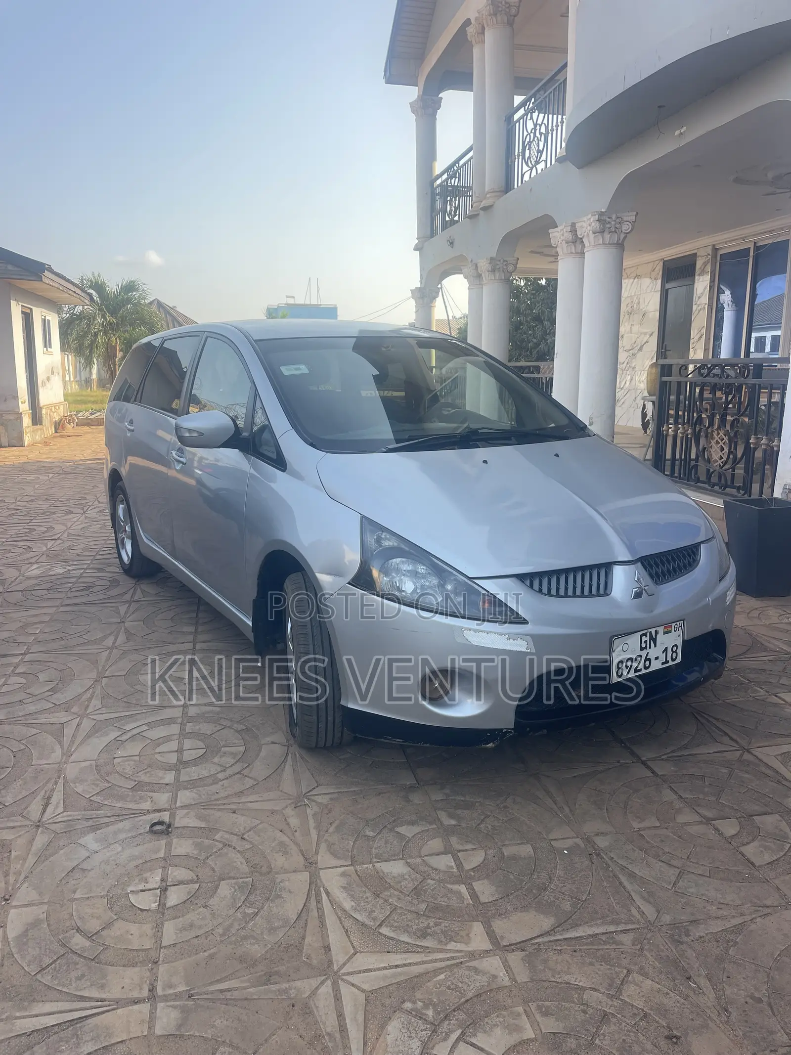 Mitsubishi Grandis 2.0 Di-D 2006 Gray