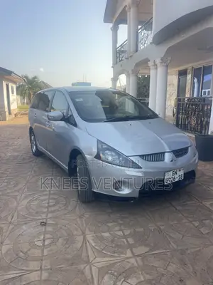 Mitsubishi Grandis 2.0 Di-D 2006 Gray