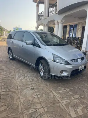 Mitsubishi Grandis 2.0 Di-D 2006 Gray