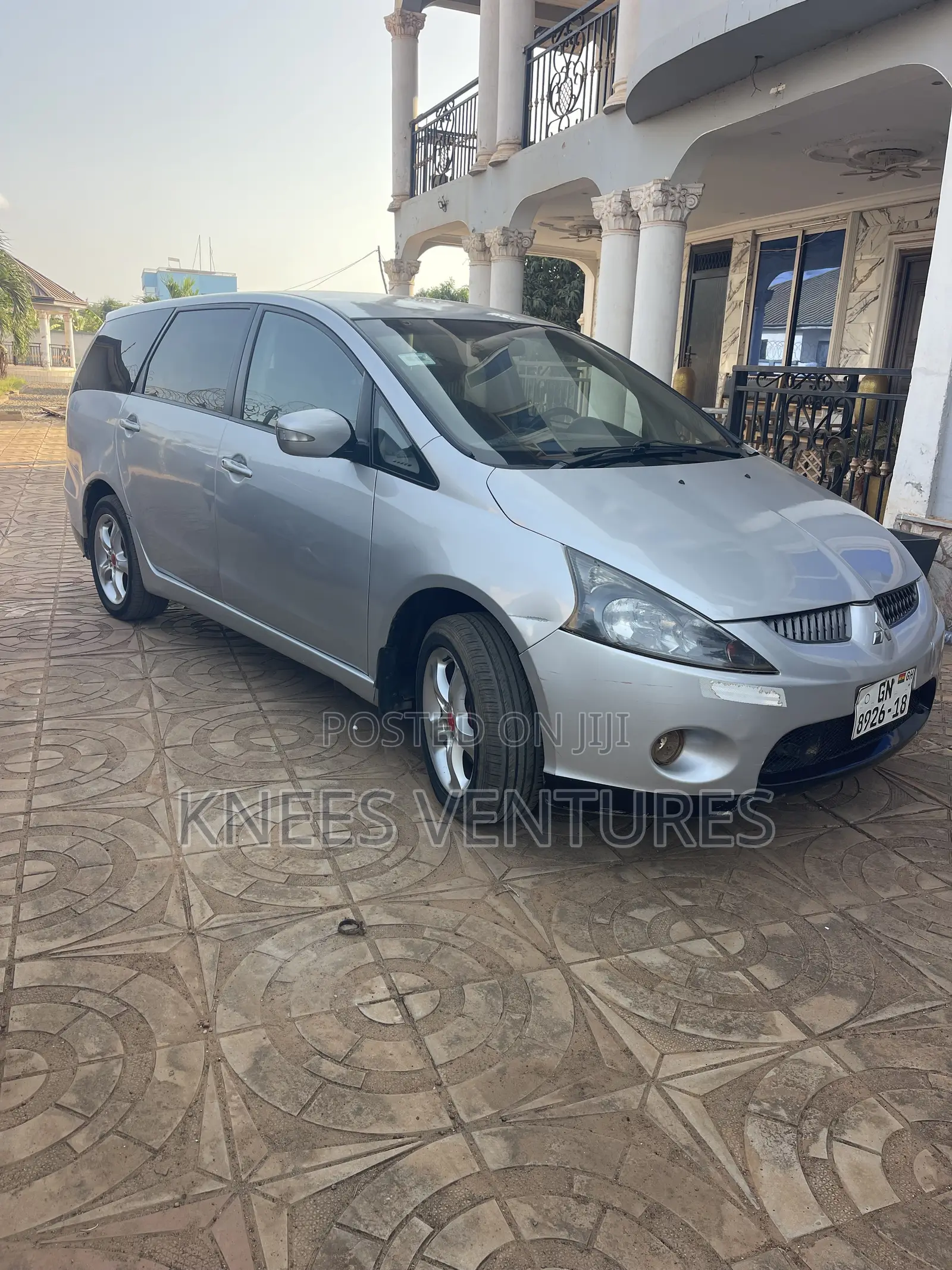 Mitsubishi Grandis 2.0 Di-D 2006 Gray
