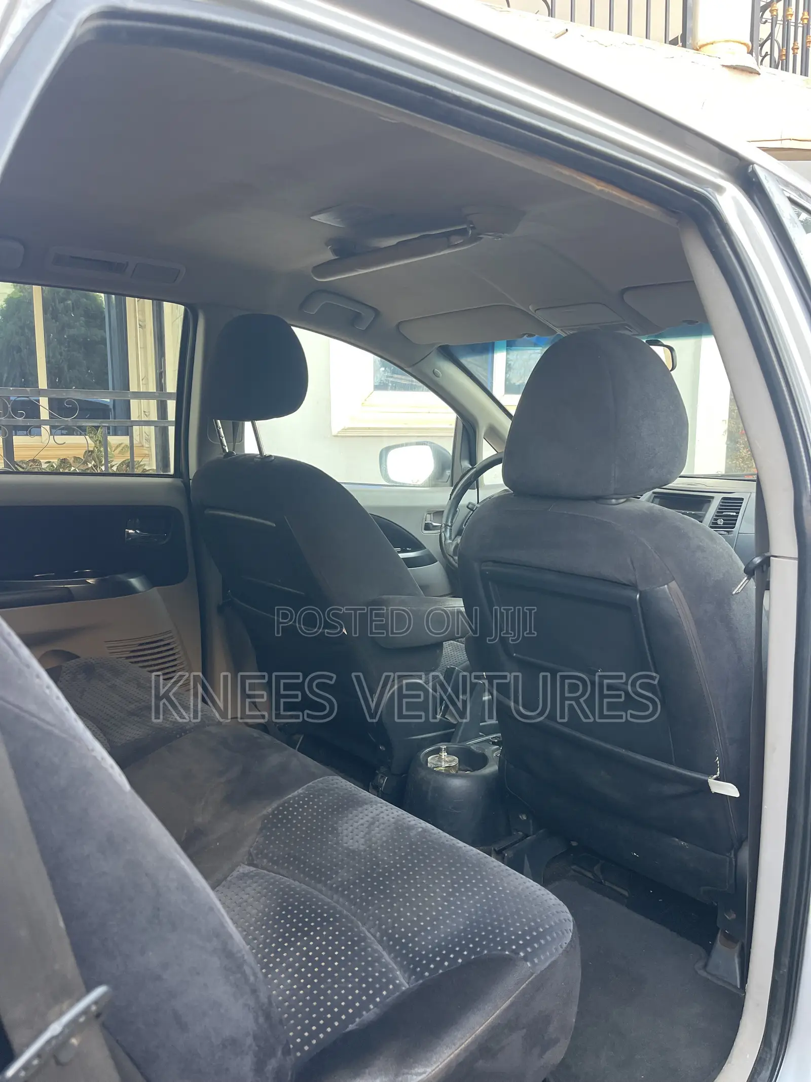 Mitsubishi Grandis 2.0 Di-D 2006 Gray