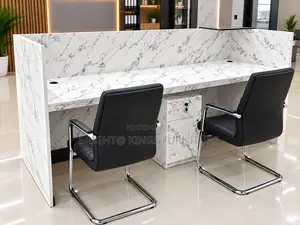 Starker Chair