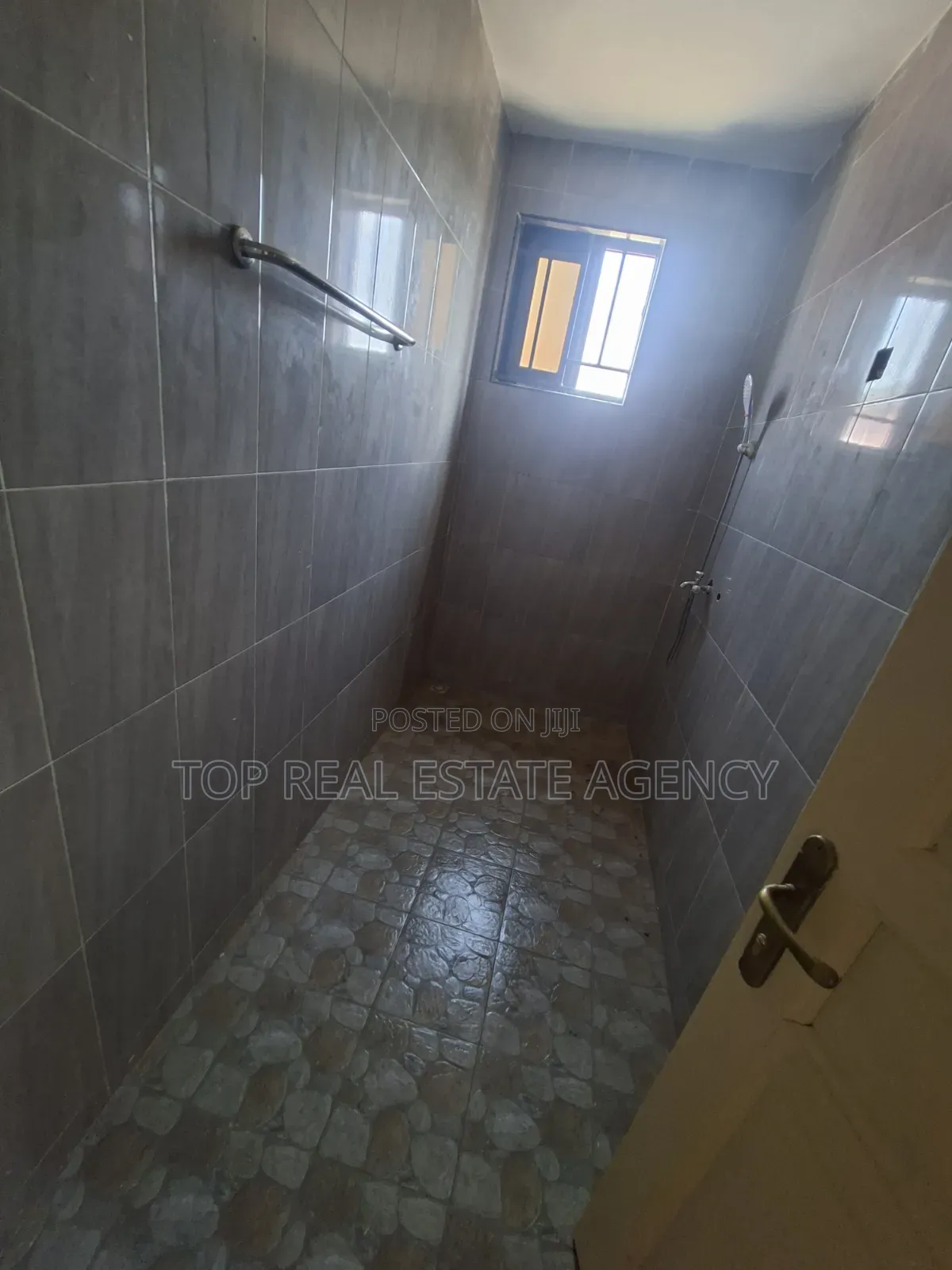 2bdrm Apartment in Dome Gym, Ga East Municipal for rent