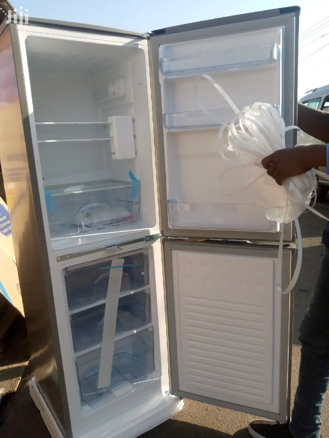New Double Door Fridge- Pearl 200b