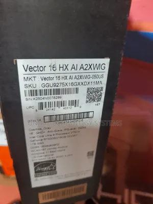 New Laptop MSI Vector 16 HX AI A2XWIG 32GB Intel Core Ultra 9 SSD 1T