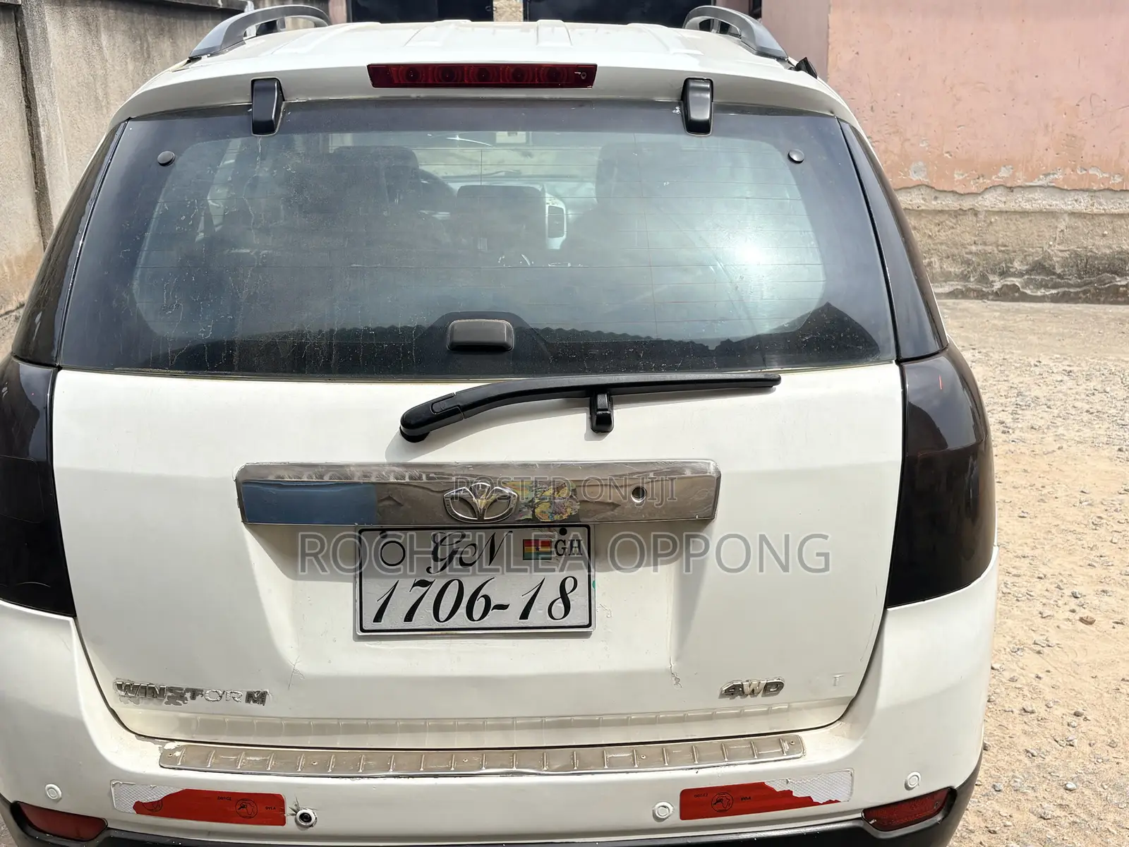 Daewoo Winstorm 2011 White