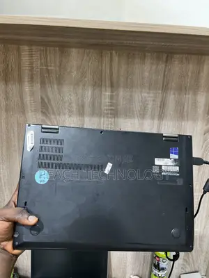 Laptop Lenovo ThinkPad X1 Yoga 8GB Intel Core i5 SSD 256GB