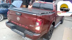 Navara 4x4 X Premium Tri-Fold Hard Cover - 