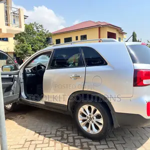 Kia Sorento 2014 Silver