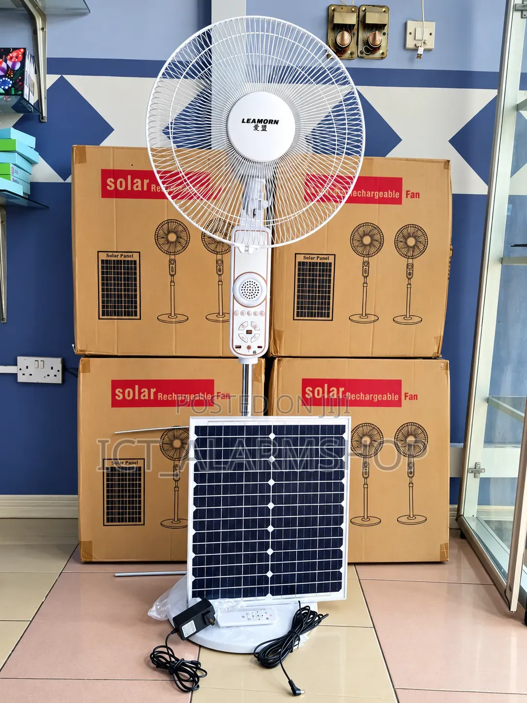 Solar Fan With Inbuilt Battery and Solar Panel