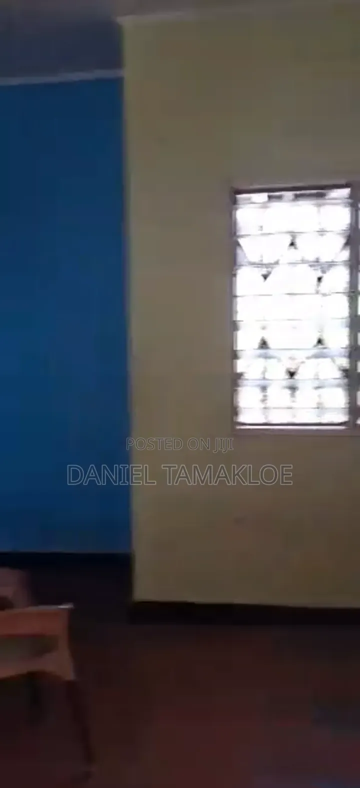 3bdrm House in Daniel Tamakloe, Weija Junction for sale