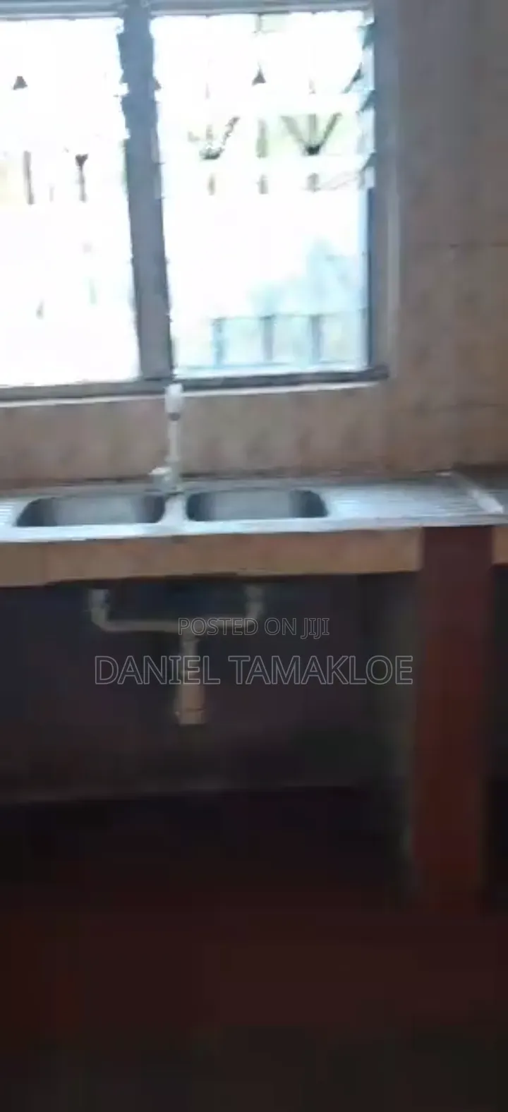 3bdrm House in Daniel Tamakloe, Weija Junction for sale