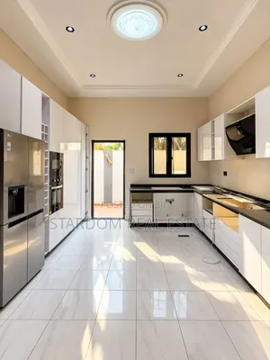 4bdrm Duplex in Adenta Amponah, Barrier for sale