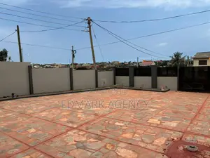 3bdrm House in Gbawe, Zero for sale