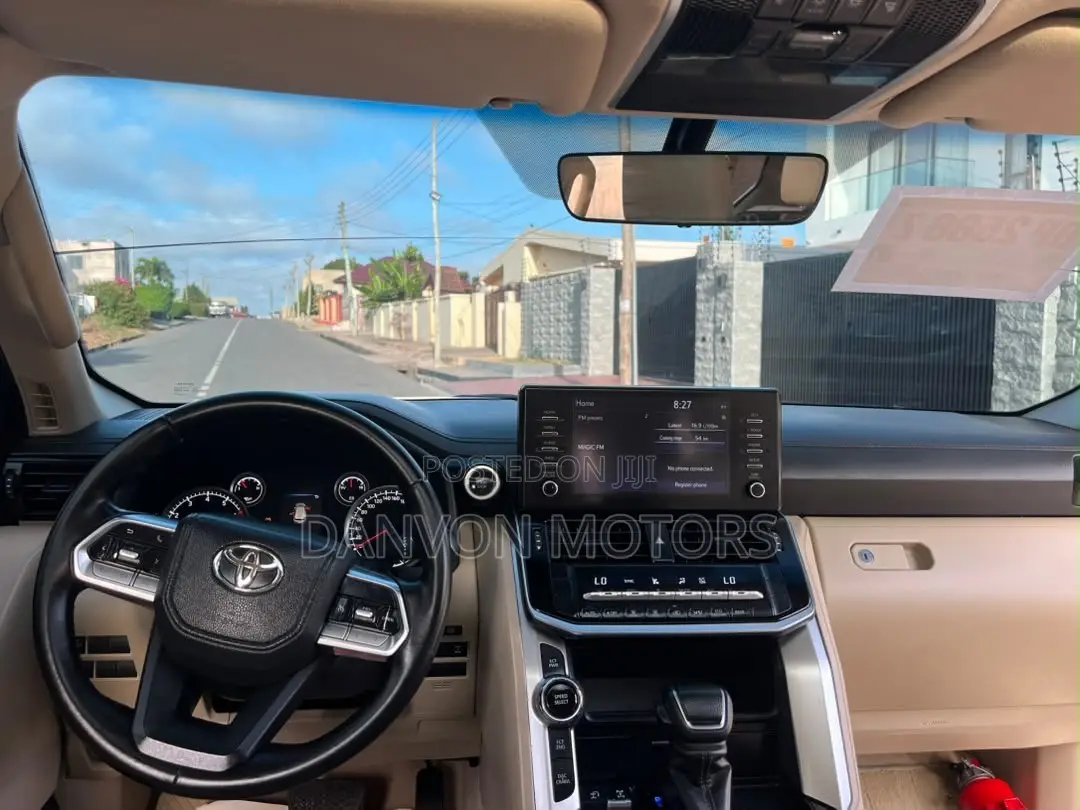 Toyota Land Cruiser 3.5 Petrol 4WD 2022 White