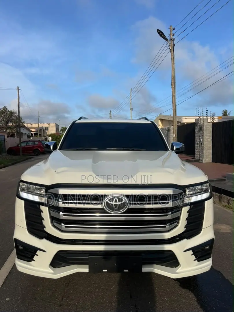 Toyota Land Cruiser 3.5 Petrol 4WD 2022 White