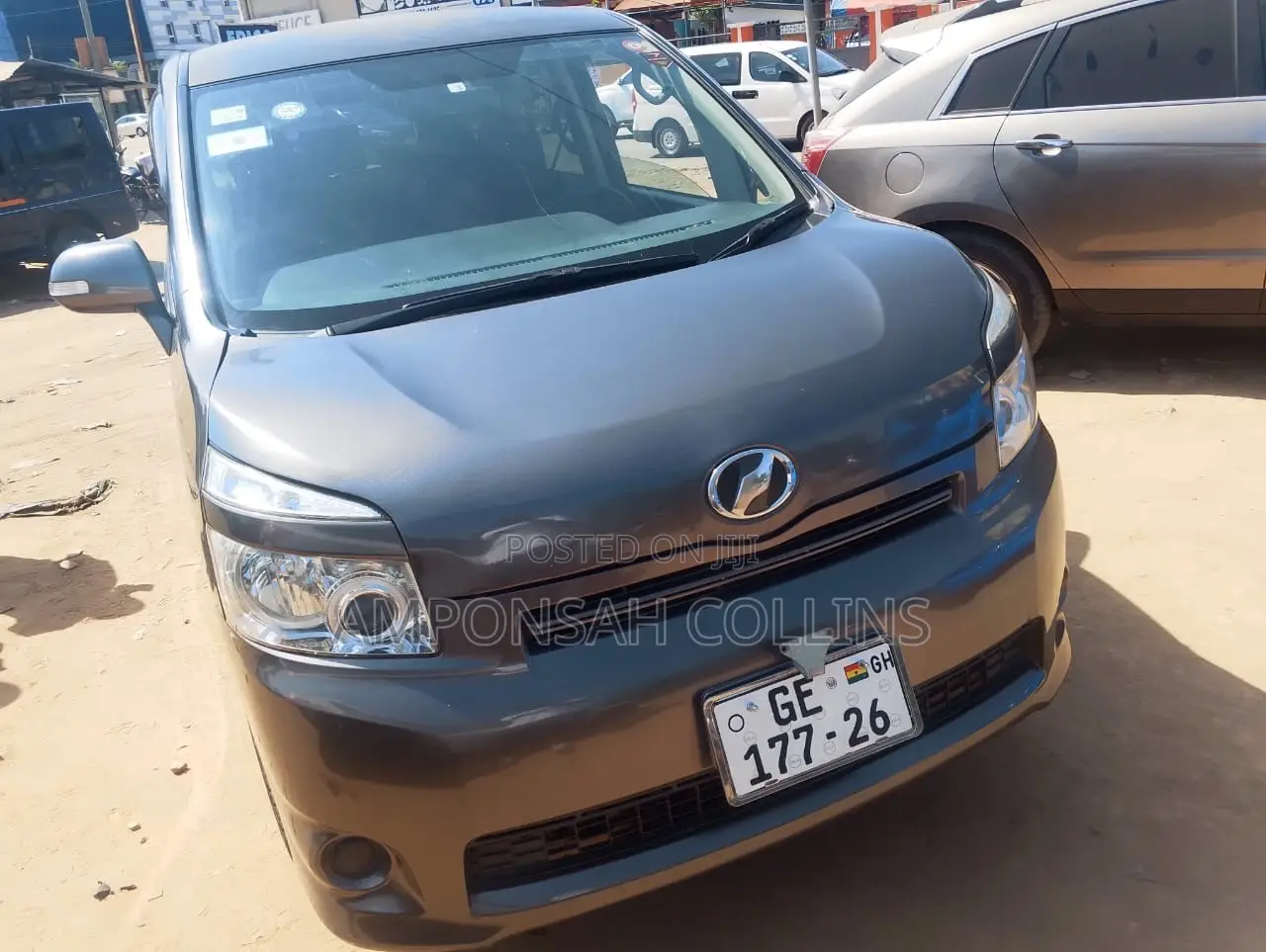 Toyota Voxy 2013 Gray