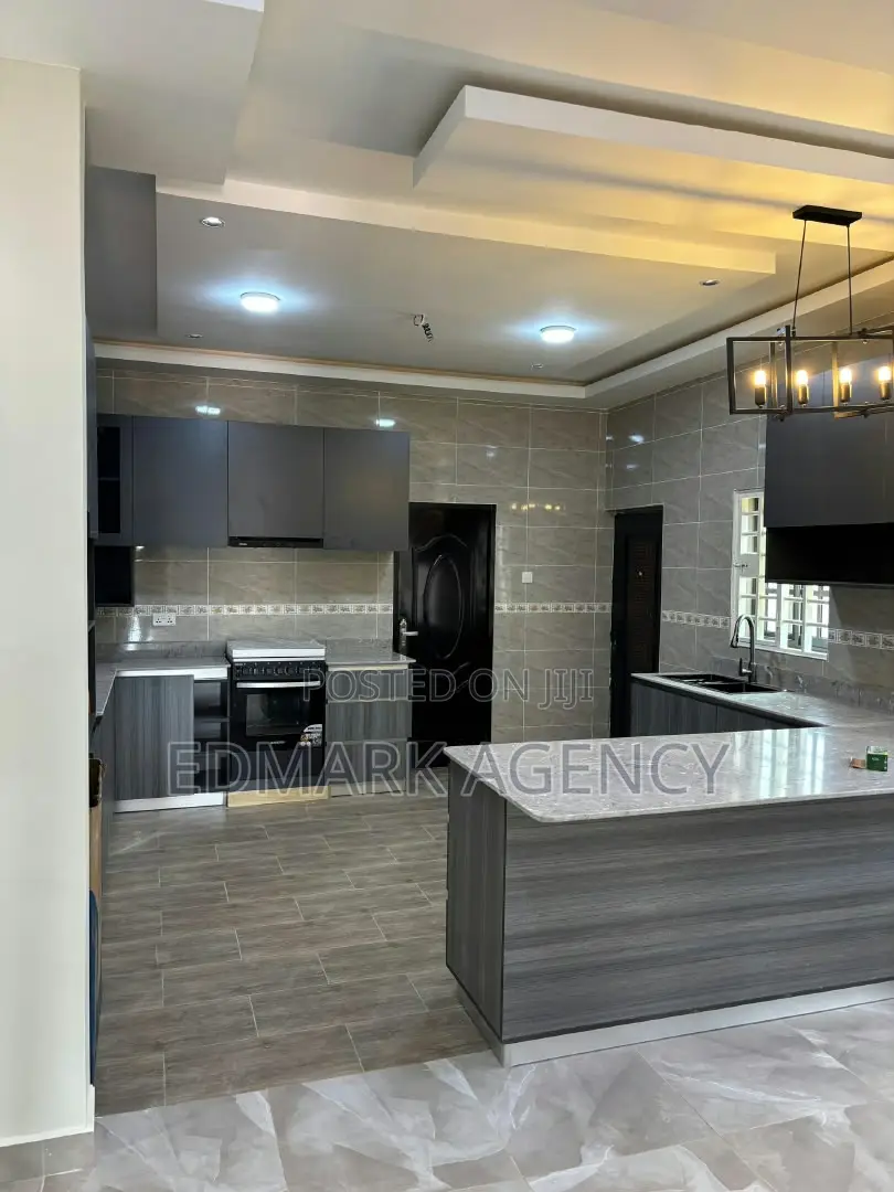 3bdrm House in Gbawe, Zero for sale
