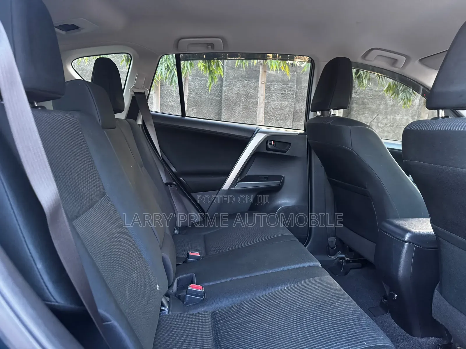 Toyota RAV4 LE AWD (2.5L 4cyl 6A) 2017 Blue