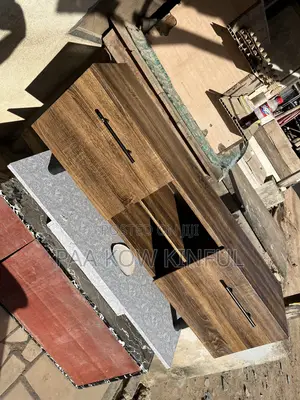 TV Stand/ Cabinet