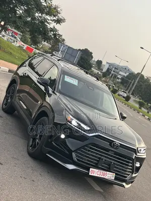 Toyota Highlander Platinum AWD 2026 Black