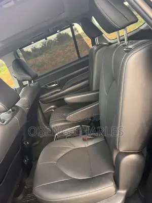 Toyota Highlander Platinum AWD 2026 Black