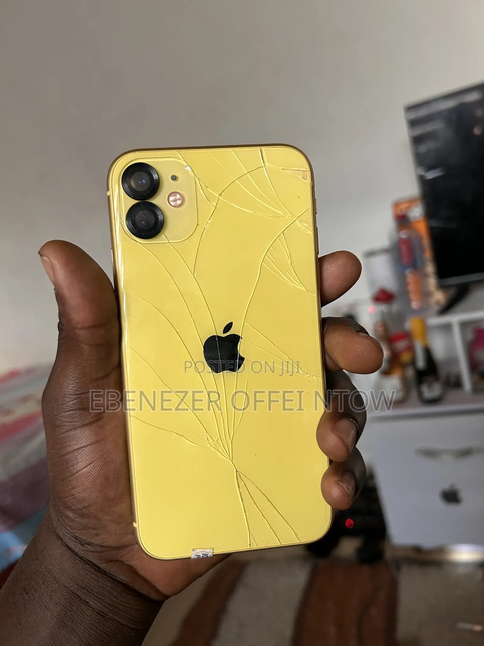 Apple iPhone 11 64 GB Yellow