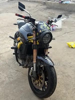 Benelli TNT 2023 Black