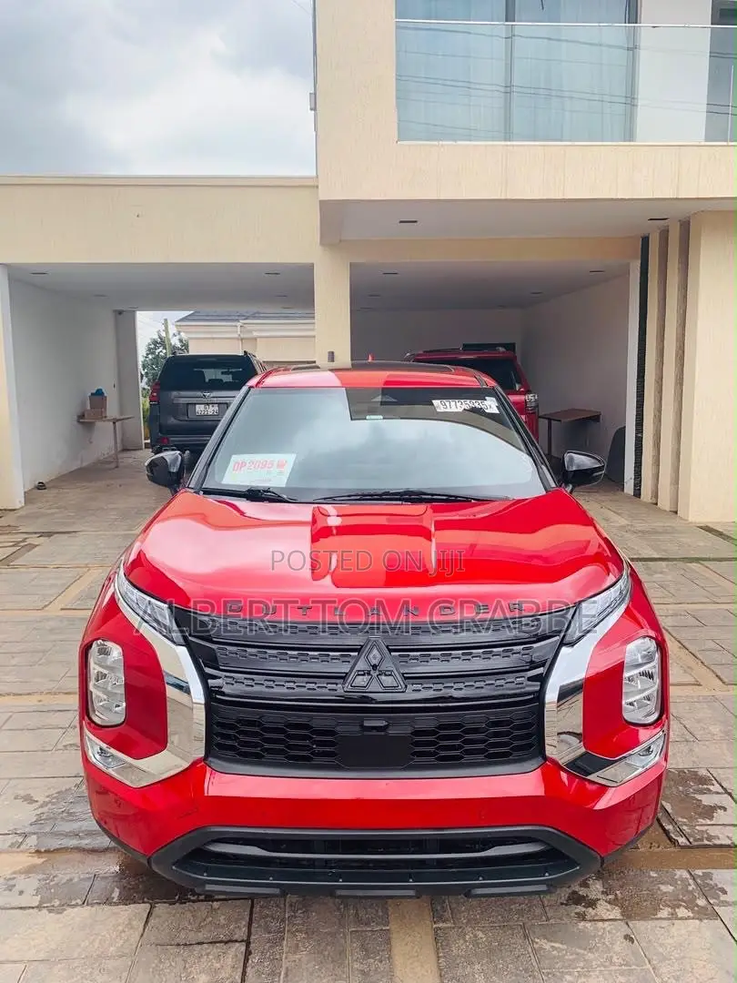 Mitsubishi Outlander Sport 2023 Red