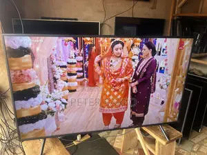 Ultra Slim Samsung Smart 4K UHD TV (55)