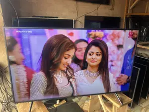 Ultra Slim Samsung Smart 4K UHD TV (55)