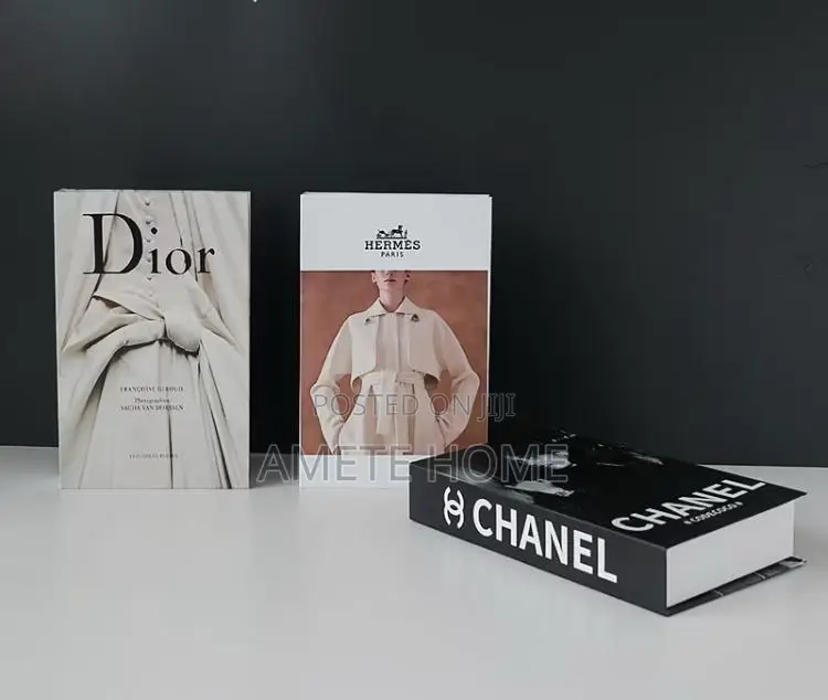 Set of 3 Display Books