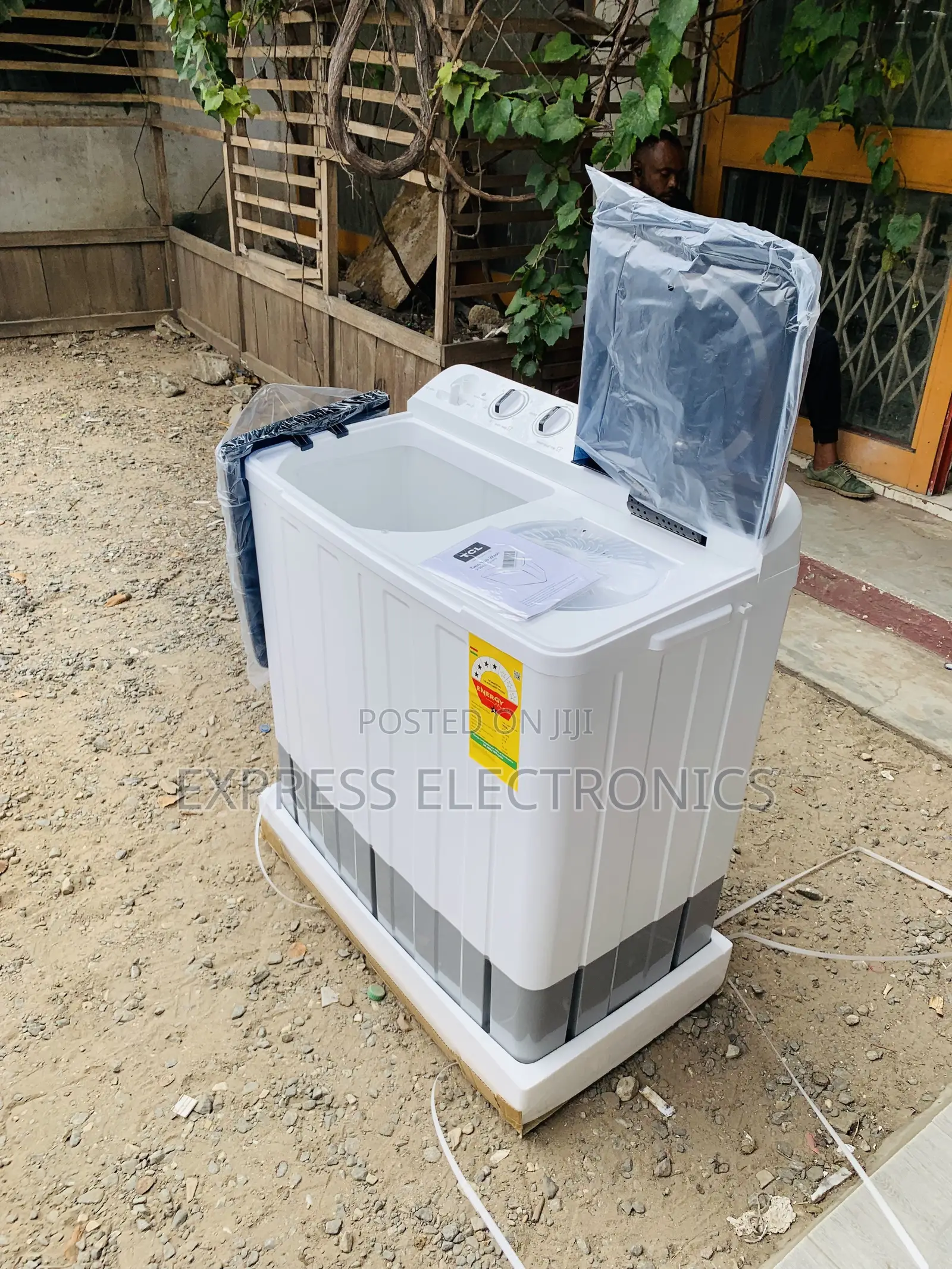 Call for Midea 18kg Twin Tub Washing Machine MTG01W180-W