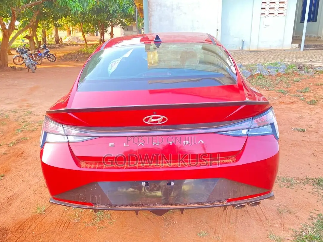 Hyundai Elantra N Line 2021 Red