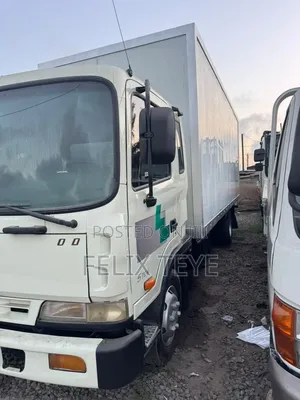 Hyundai 5 Ton Container Full Manual Engine
