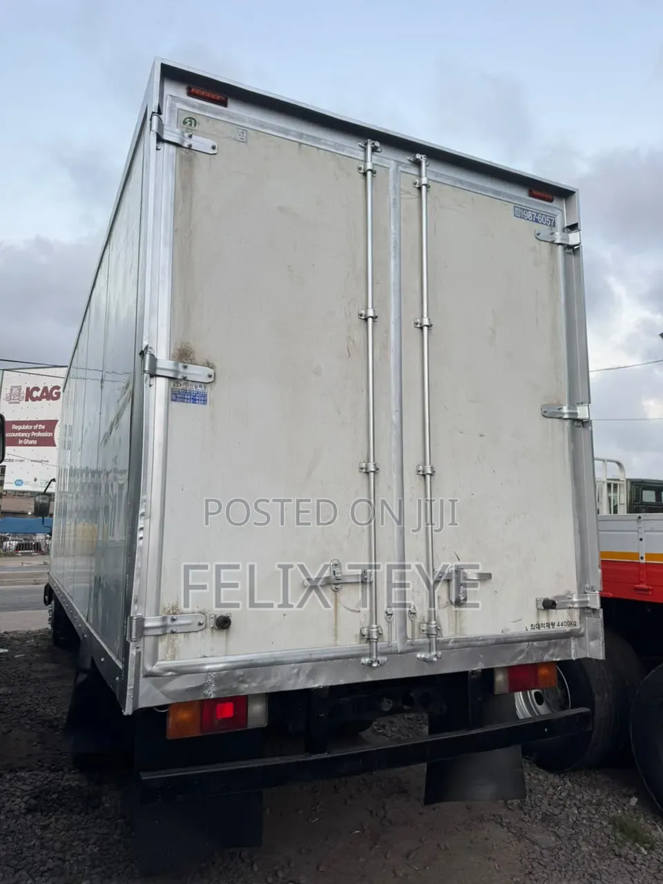 Hyundai 5 Ton Container Full Manual Engine