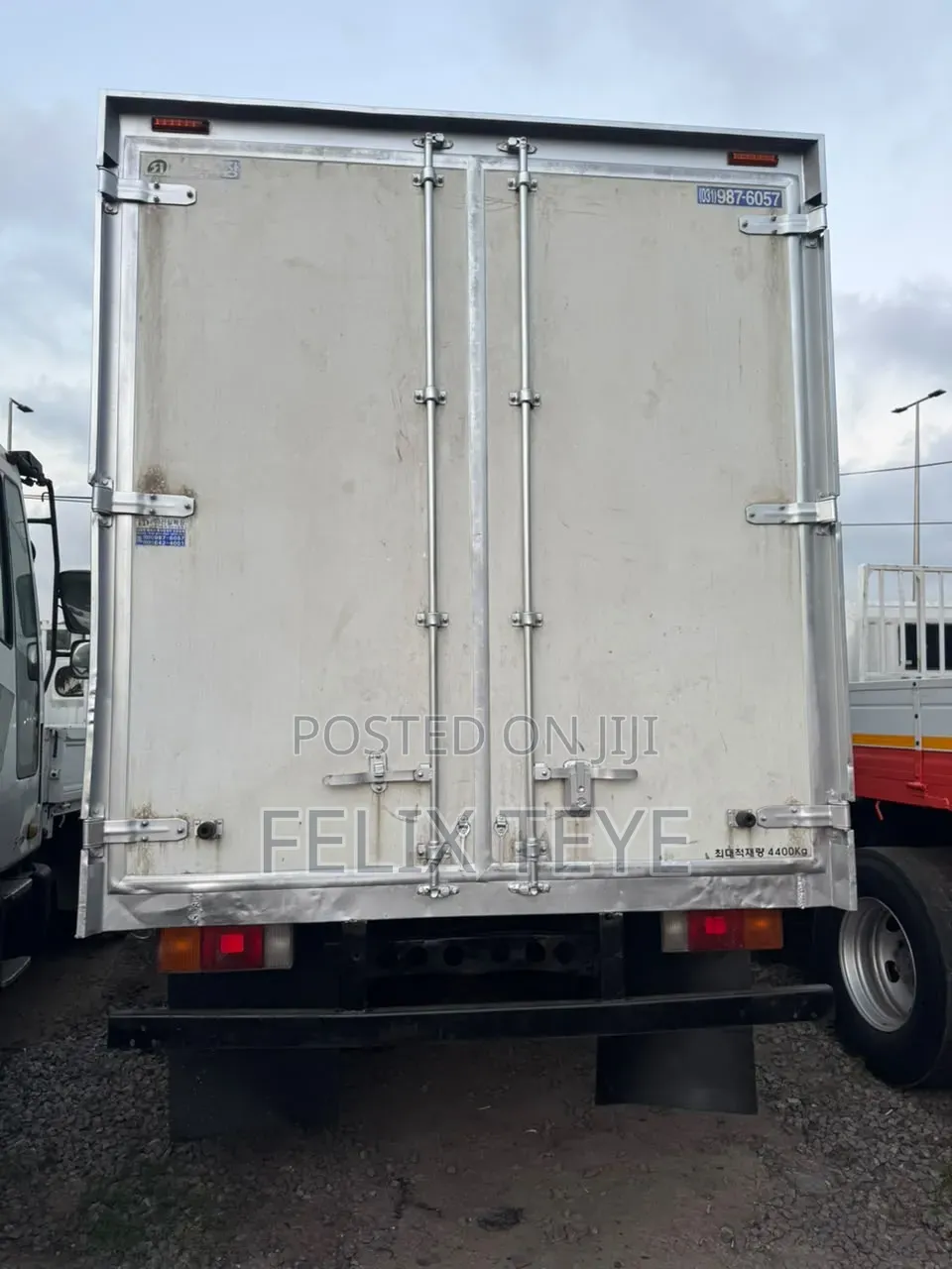 Hyundai 5 Ton Container Full Manual Engine