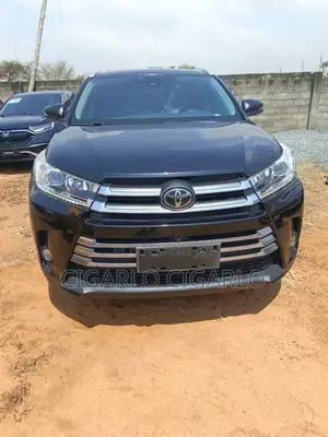 Toyota Highlander XLE 2019 Black