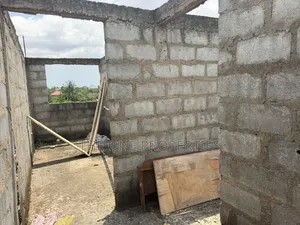 6bdrm Apartment in Pobiman -Treba, Amasaman for Sale