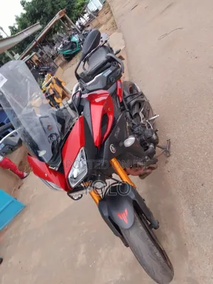 Yamaha 2018 Red