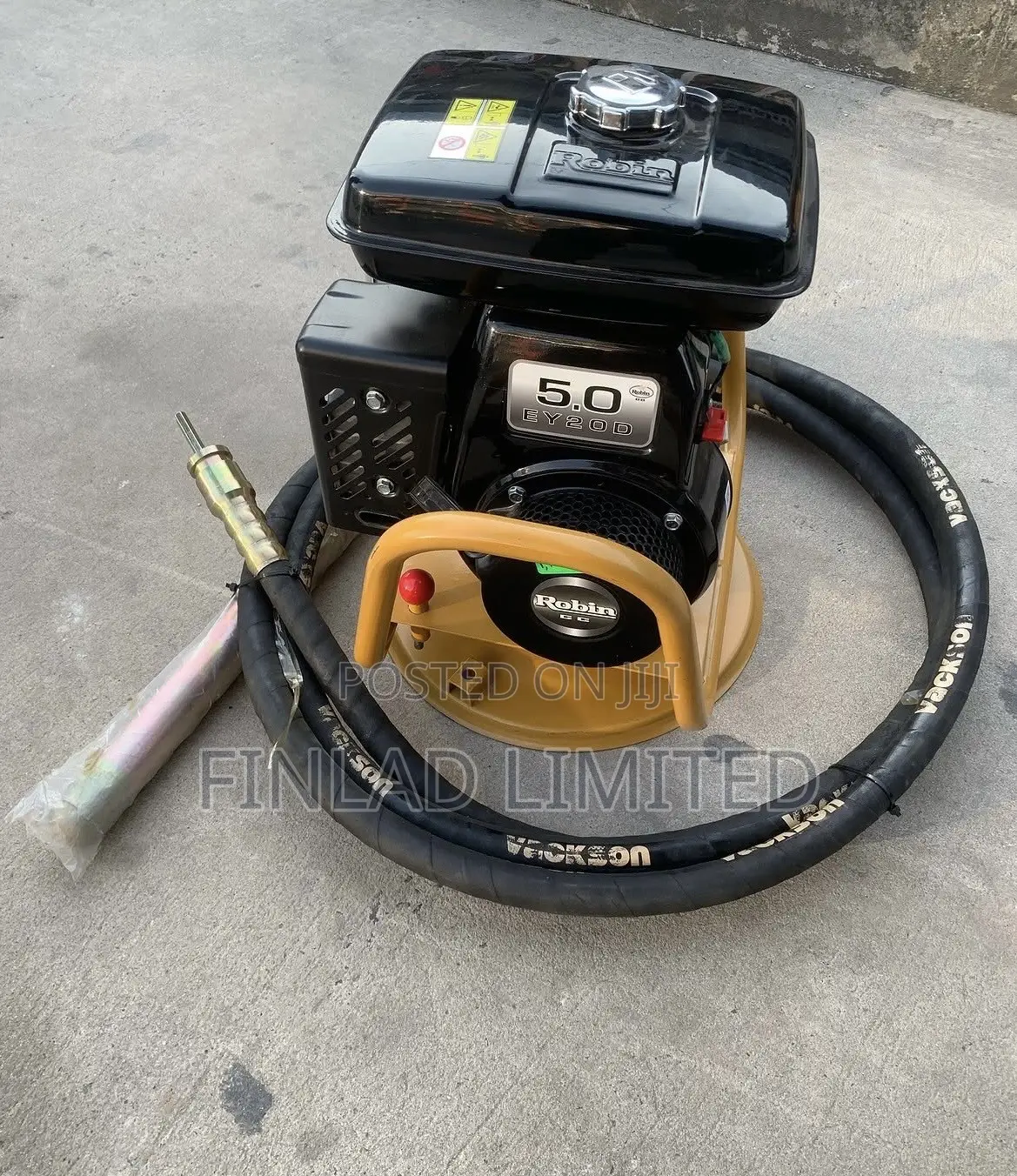 Robin Poker Vibrator With Rod