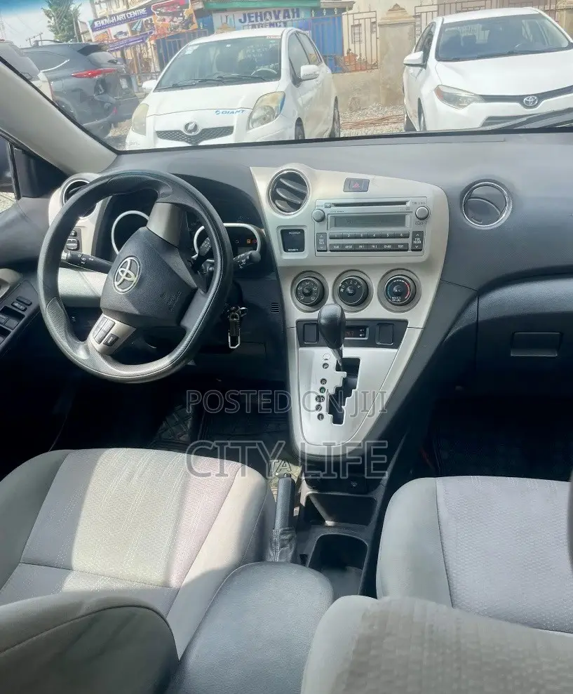 Toyota Matrix 2011 Black