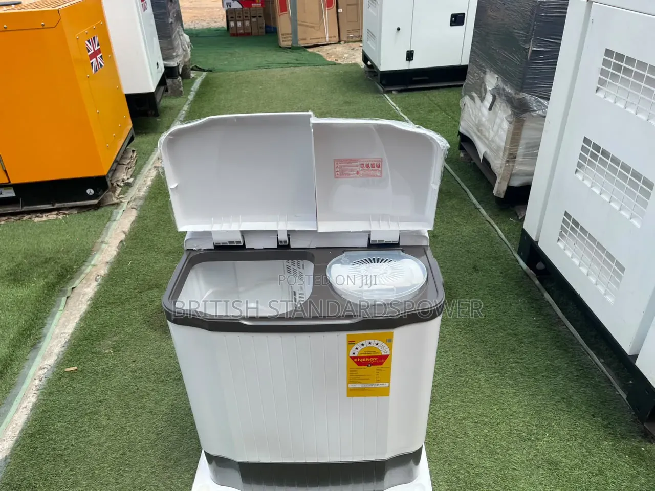 Space Saving 5kg Nasco Laundry Machine