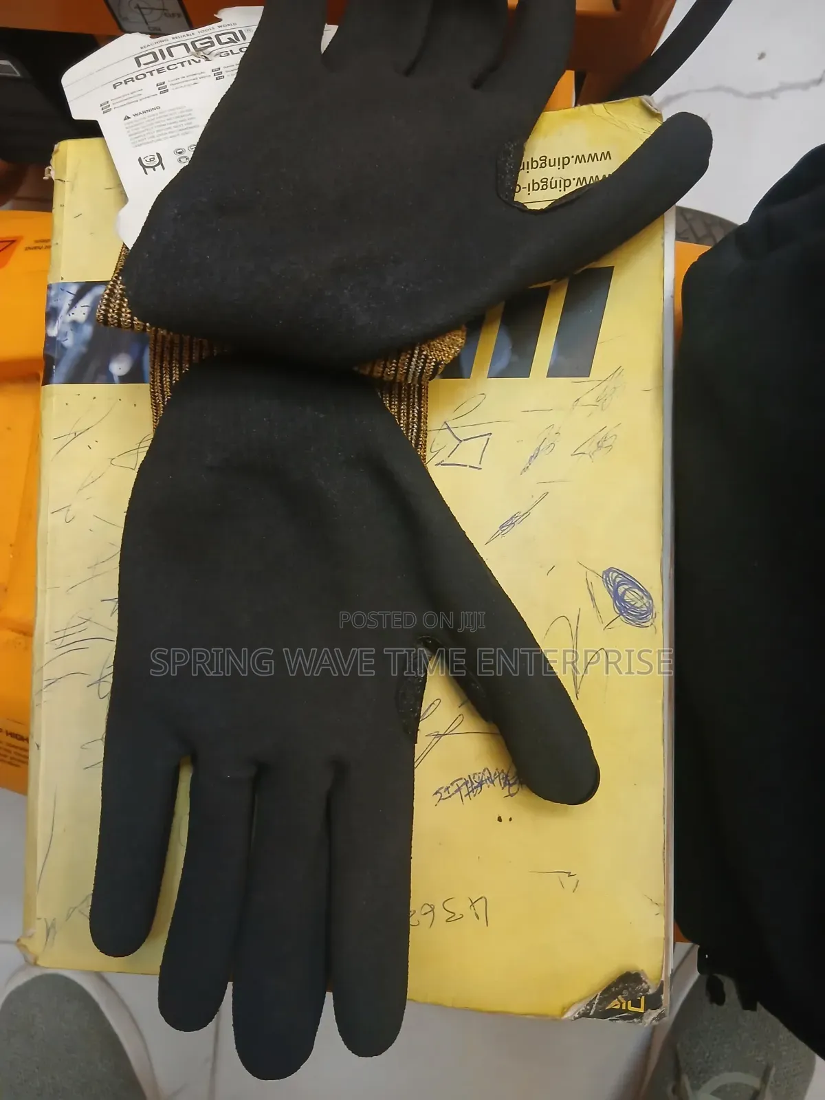 Dingqui Mechanical Impact Glove