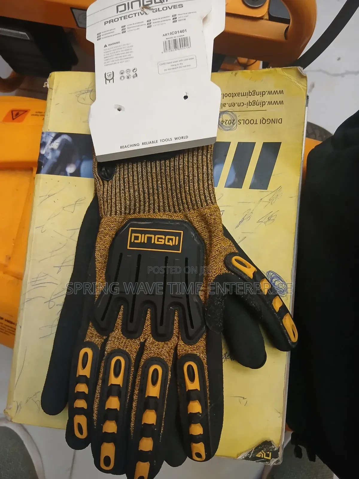Dingqui Mechanical Impact Glove