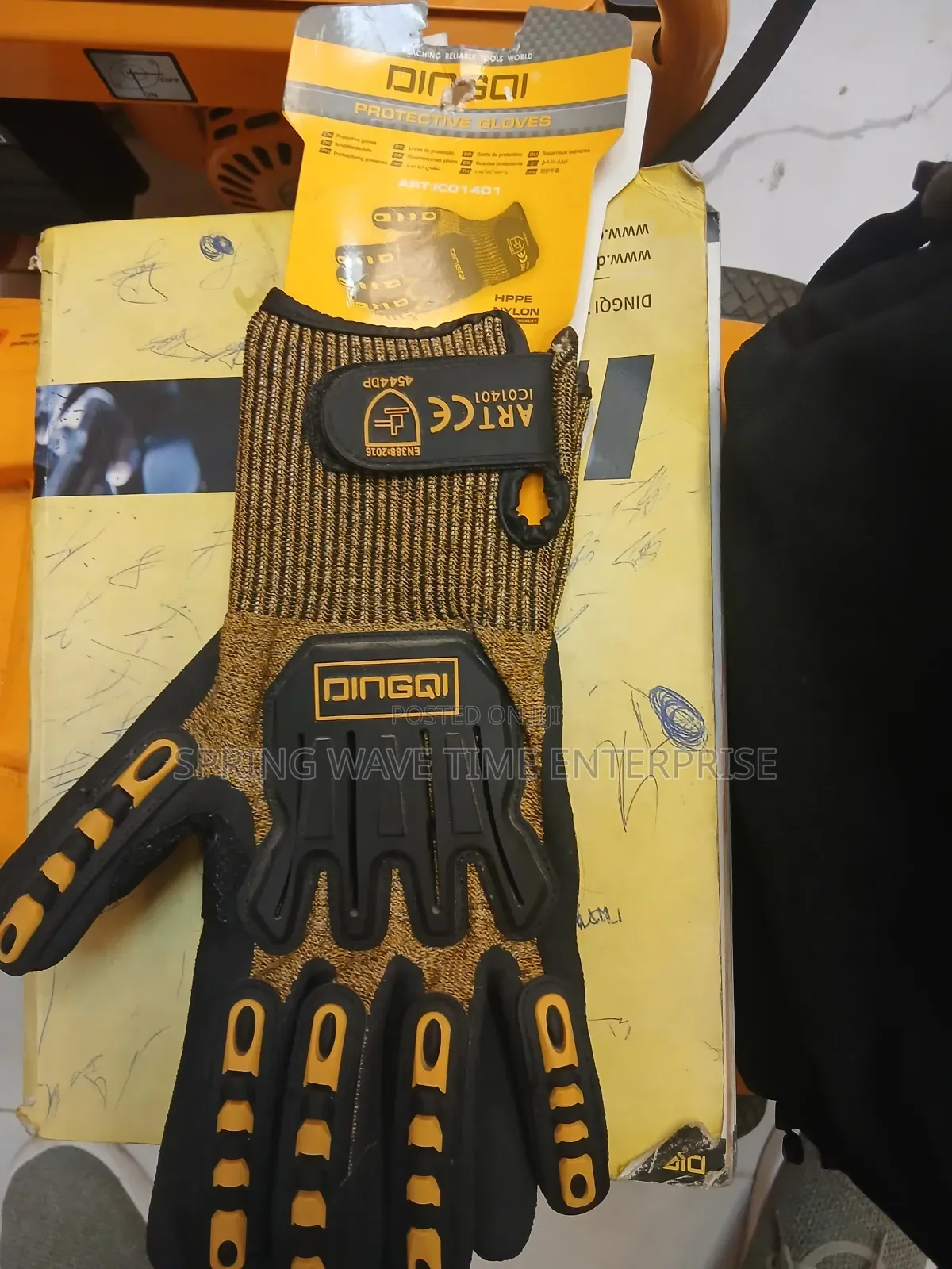 Dingqui Mechanical Impact Glove