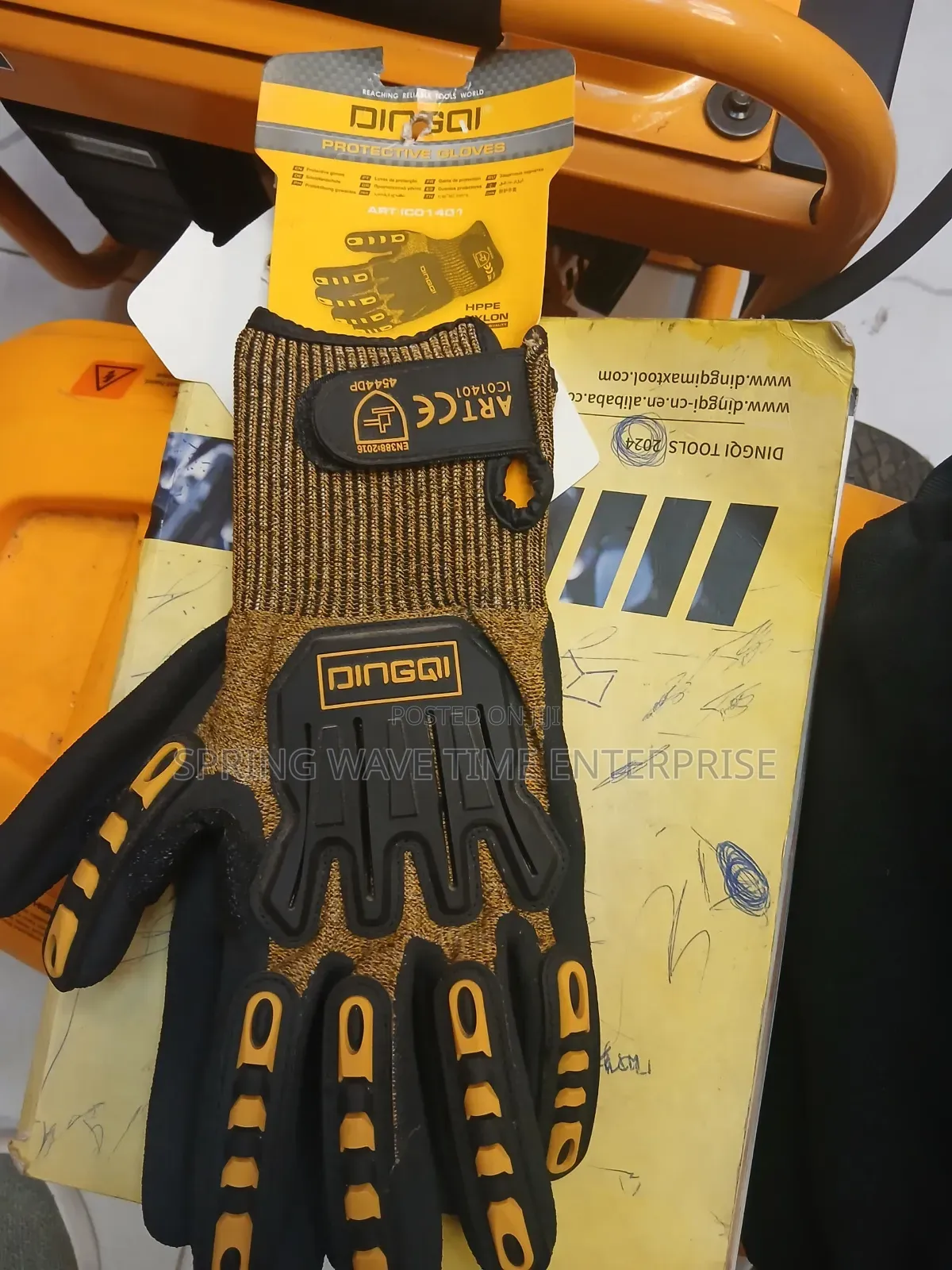 Dingqui Mechanical Impact Glove