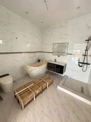 5bdrm House in Agbogba for rent