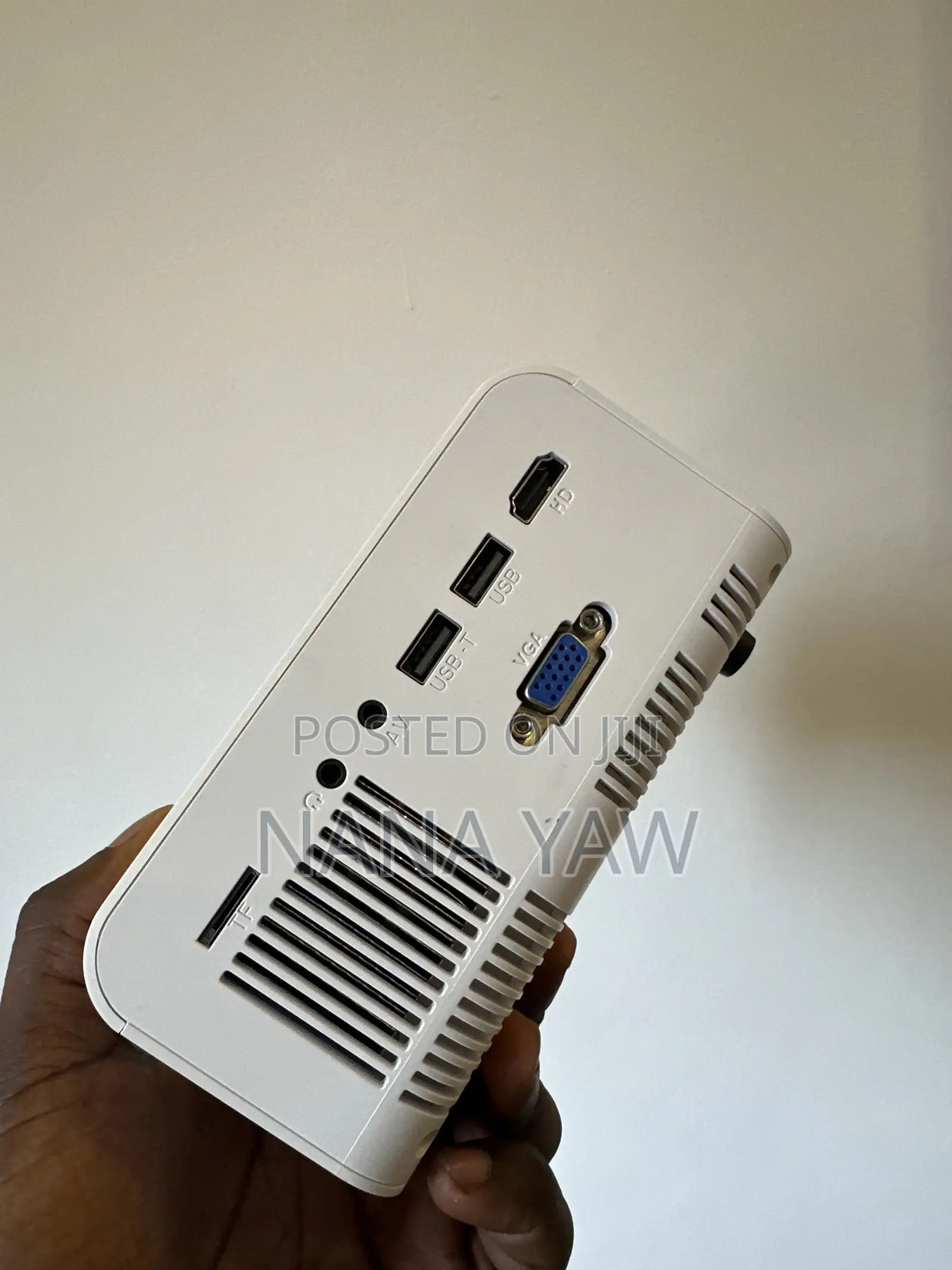 Ortizan Quality Portable Mini Video Projector